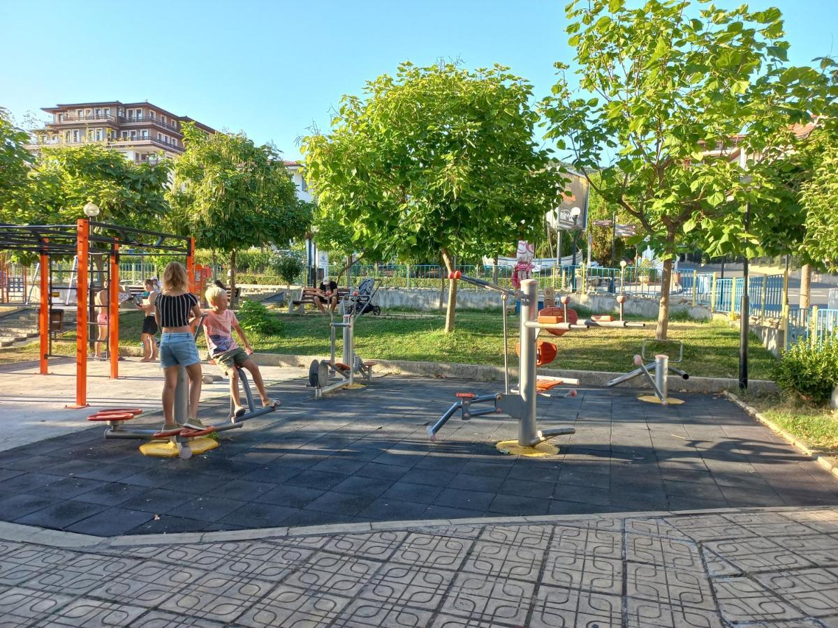 Vega Village Ap A8 Sveti Vlas Εξωτερικό φωτογραφία